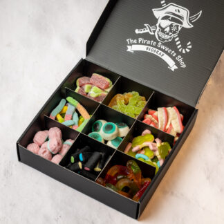 Kutija 4 razni mix bombona - 650g